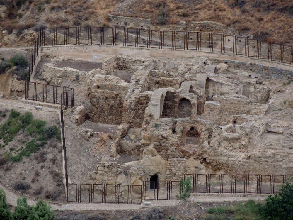 Ancient ruins - Restos Arqueológico Baños Árabes de Tenerías