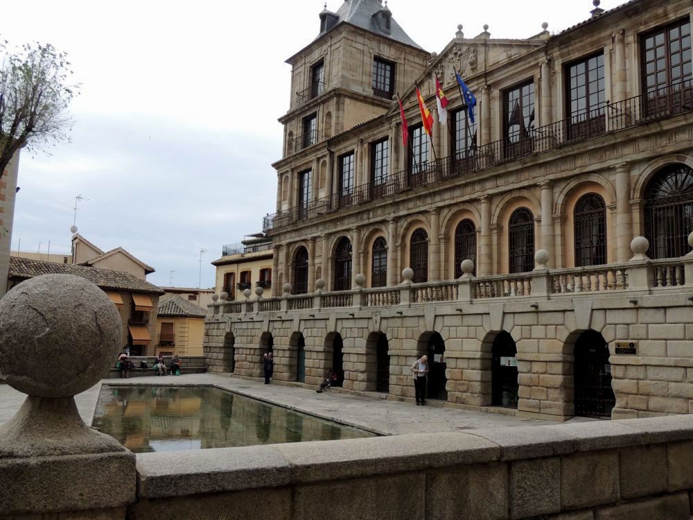  Ayuntamiento de Toledo (City Hall)